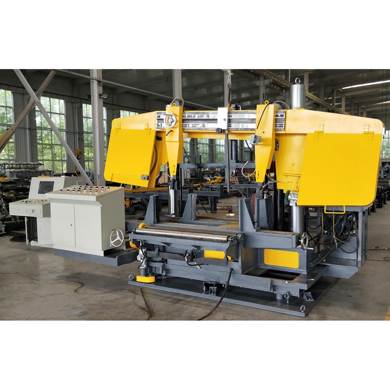 Máquina de aserrado de banda CNC